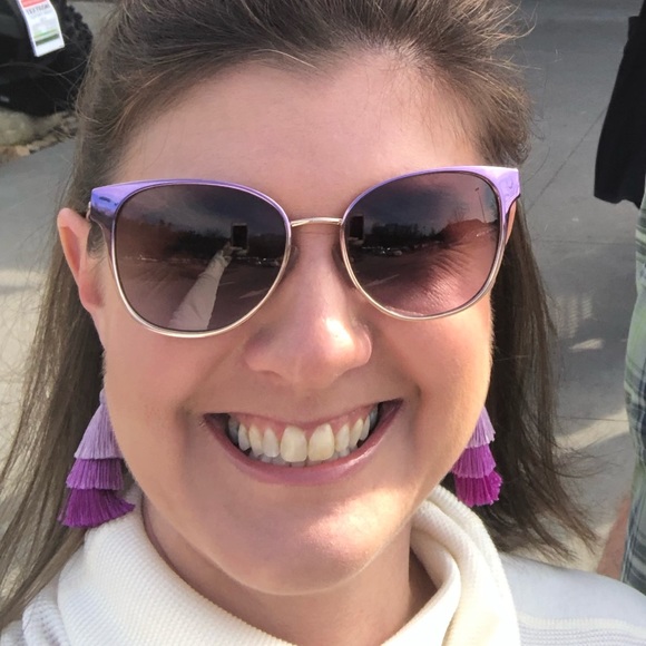 Michael Kors Sunnies 😎 - Picture 4 of 4